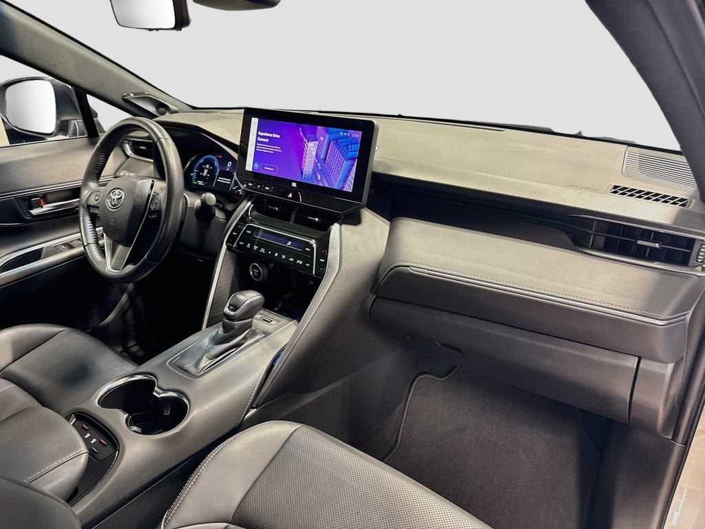 2023 Toyota Venza LE