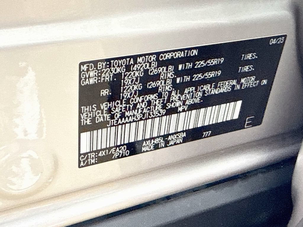 2023 Toyota Venza LE