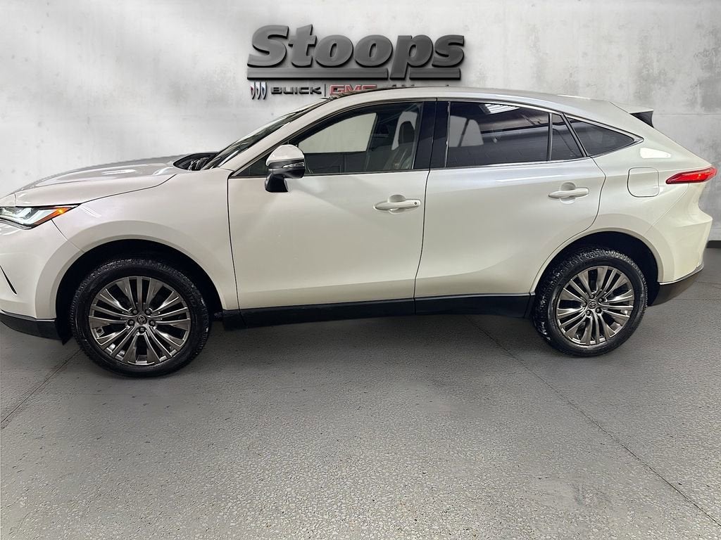 2021 Toyota Venza LE