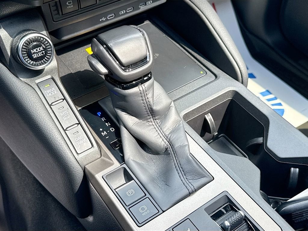 2024 Toyota Land Cruiser 4WD (Natl)