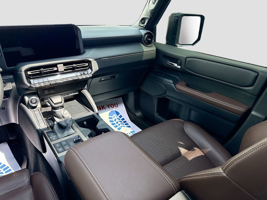 2024 Toyota Land Cruiser 4WD (Natl)