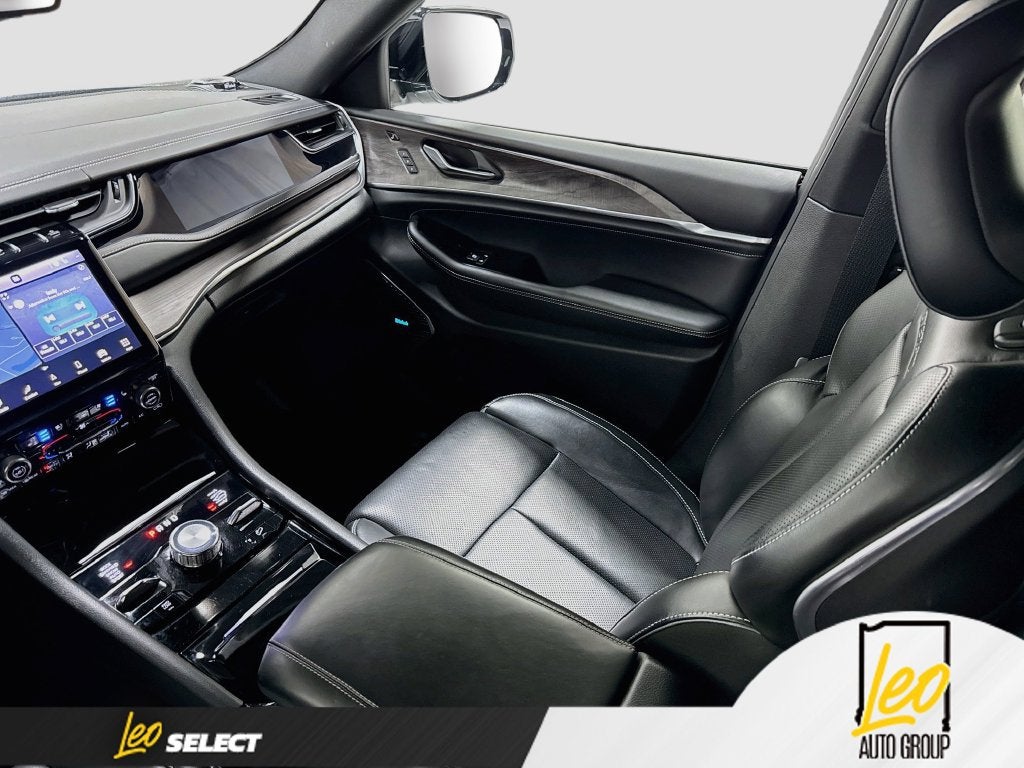 2022 Jeep Grand Cherokee 4xe Overland 4x4
