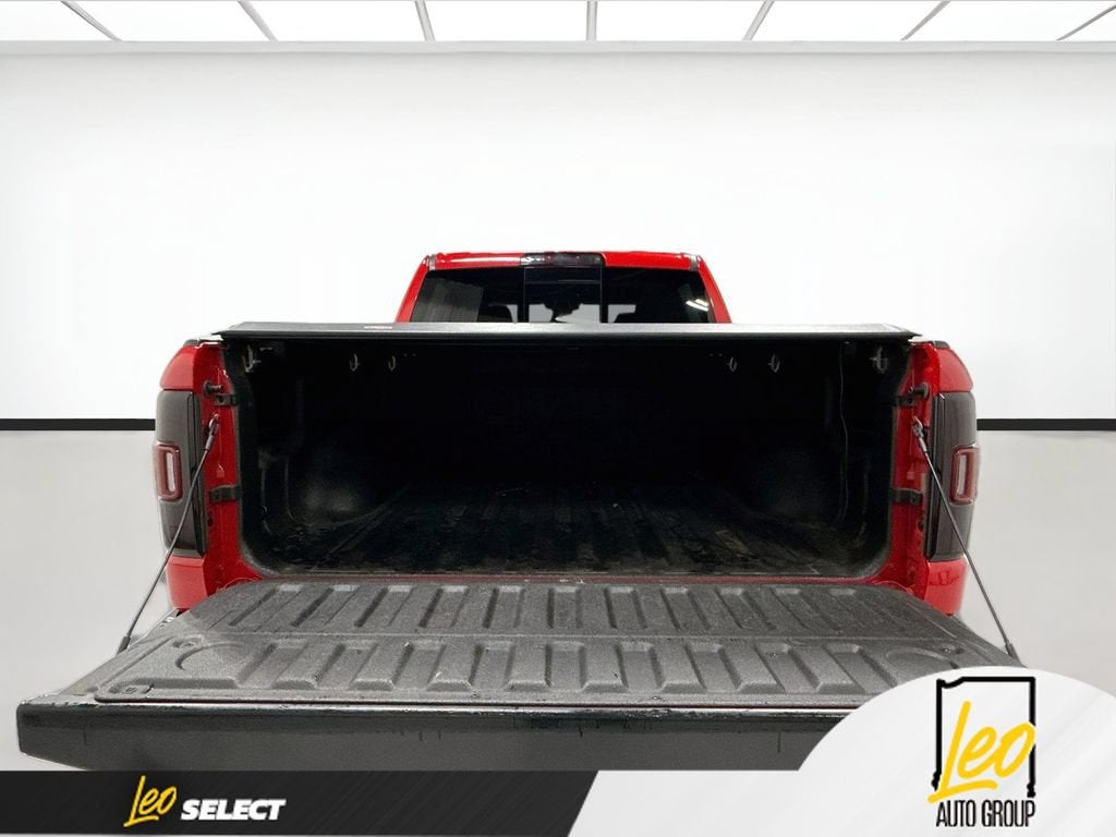 2019 RAM 1500 Laramie Crew Cab 4x4 5'7" Box