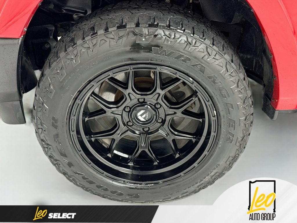 2019 RAM 1500 Laramie Crew Cab 4x4 5'7" Box