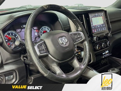 2020 RAM 1500 Laramie Crew Cab 4x4 5'7" Box