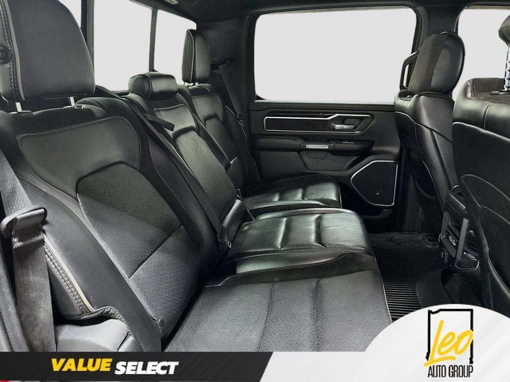 2020 RAM 1500 Laramie Crew Cab 4x4 5'7" Box