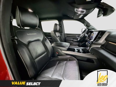 2020 RAM 1500 Laramie Crew Cab 4x4 5'7" Box