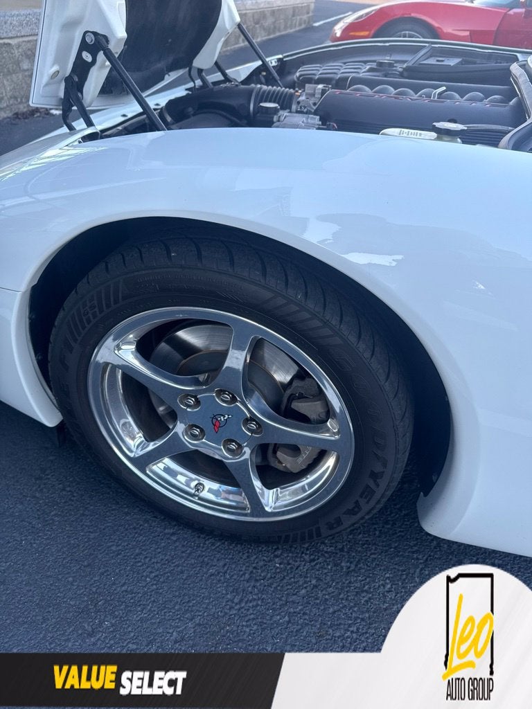 2004 Chevrolet Corvette 2dr Cpe