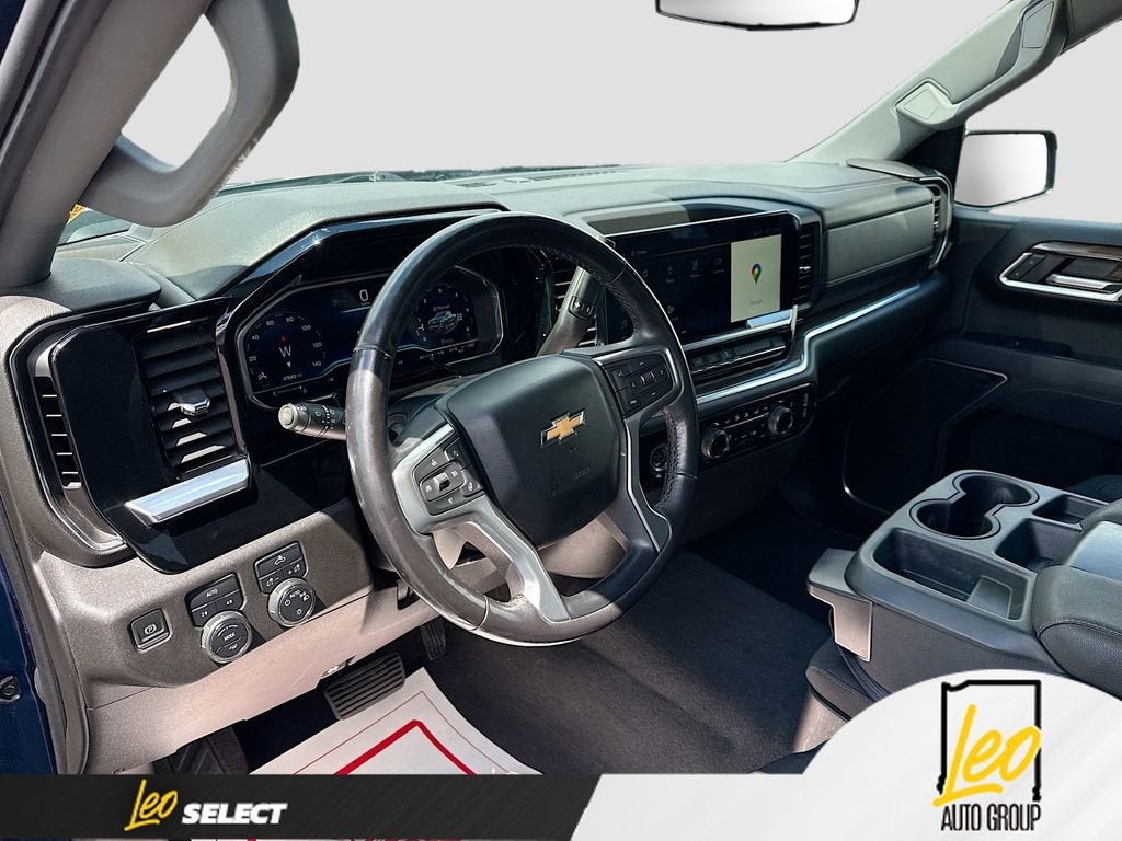 2022 Chevrolet Silverado 1500 LT (2FL)