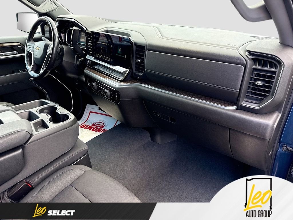 2022 Chevrolet Silverado 1500 LT (2FL)