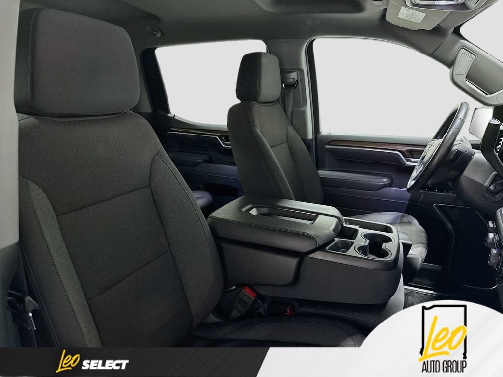 2025 Chevrolet Silverado 1500 LT (2FL)
