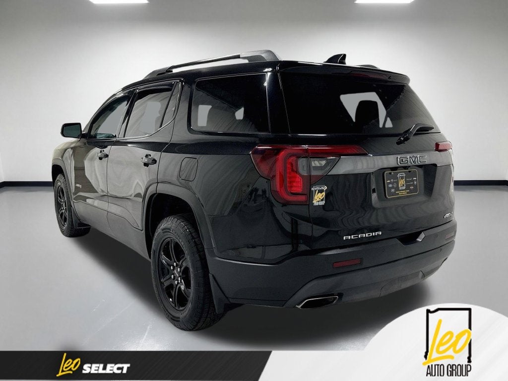 2021 GMC Acadia AT4