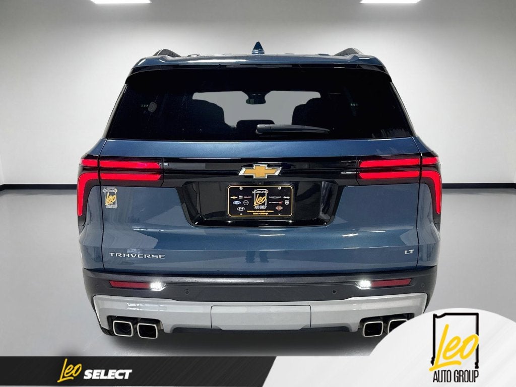 2024 Chevrolet Traverse LT