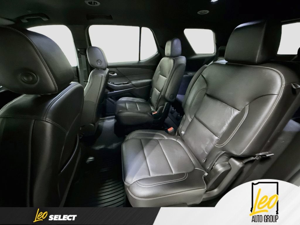 2022 Chevrolet Traverse LT Leather