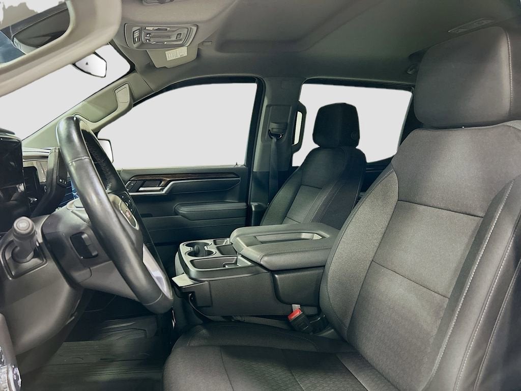 2025 GMC Sierra 1500 SLE