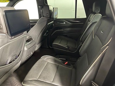 2023 Cadillac Escalade Sport