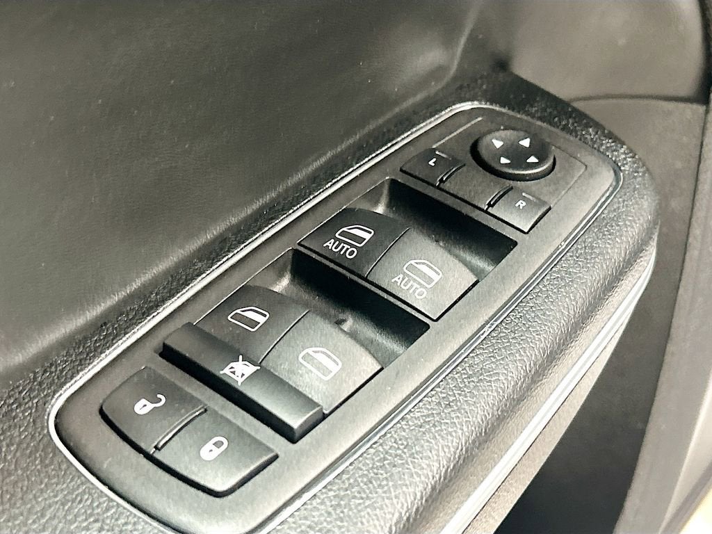 2023 Chrysler 300 300S