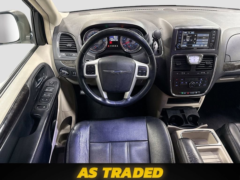 2015 Chrysler Town & Country Touring