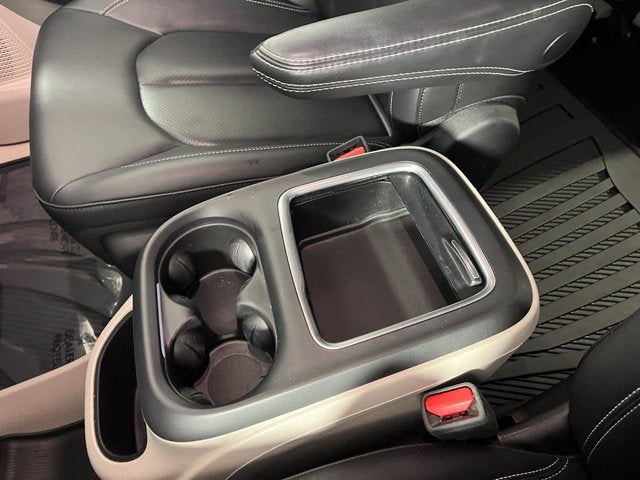 2024 Chrysler Pacifica Touring L AWD