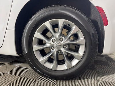 2024 Chrysler Pacifica Touring L AWD