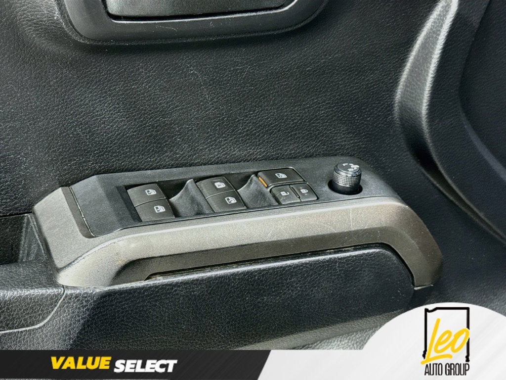 2019 Toyota Tacoma SR V6